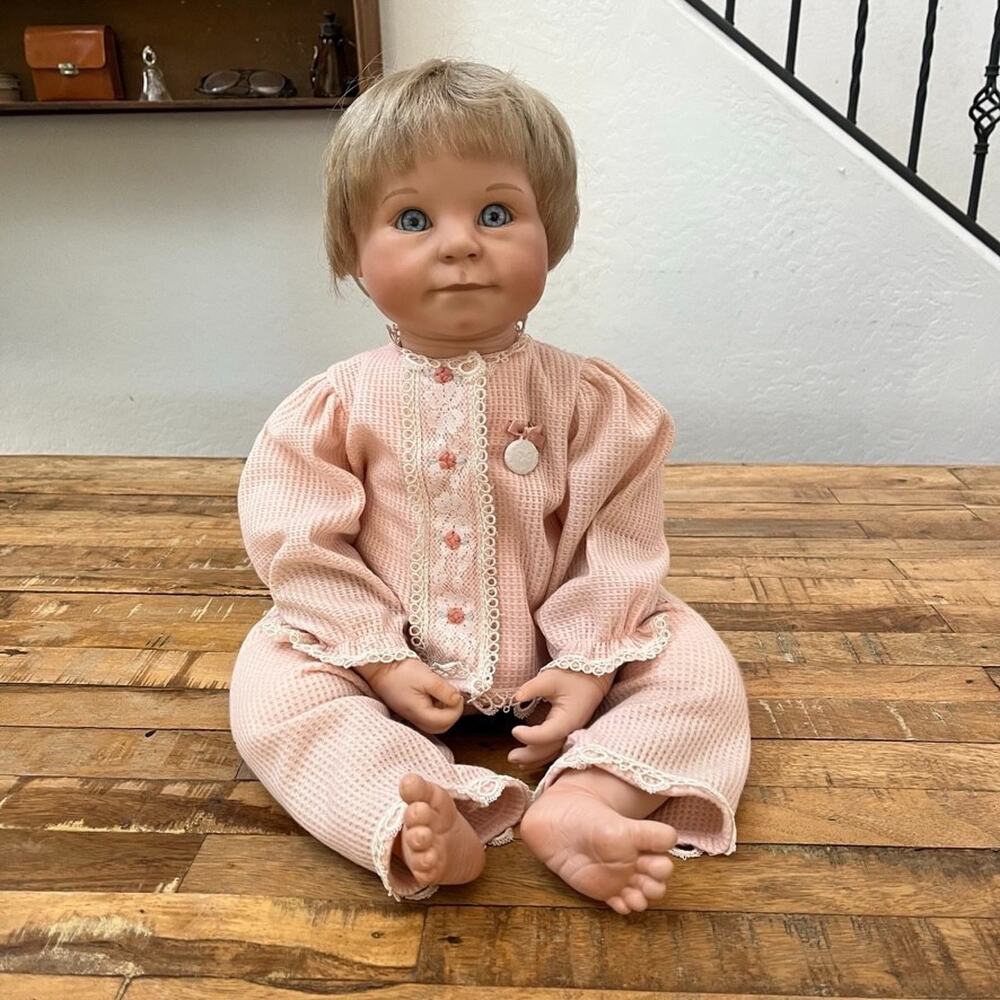 Vinyl Baby Doll 23" Yolanda Bello for The Ashton-Drake Galleries LR4619